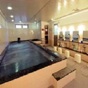 Kapselhotel Capsule Sannomiya (adults Only)